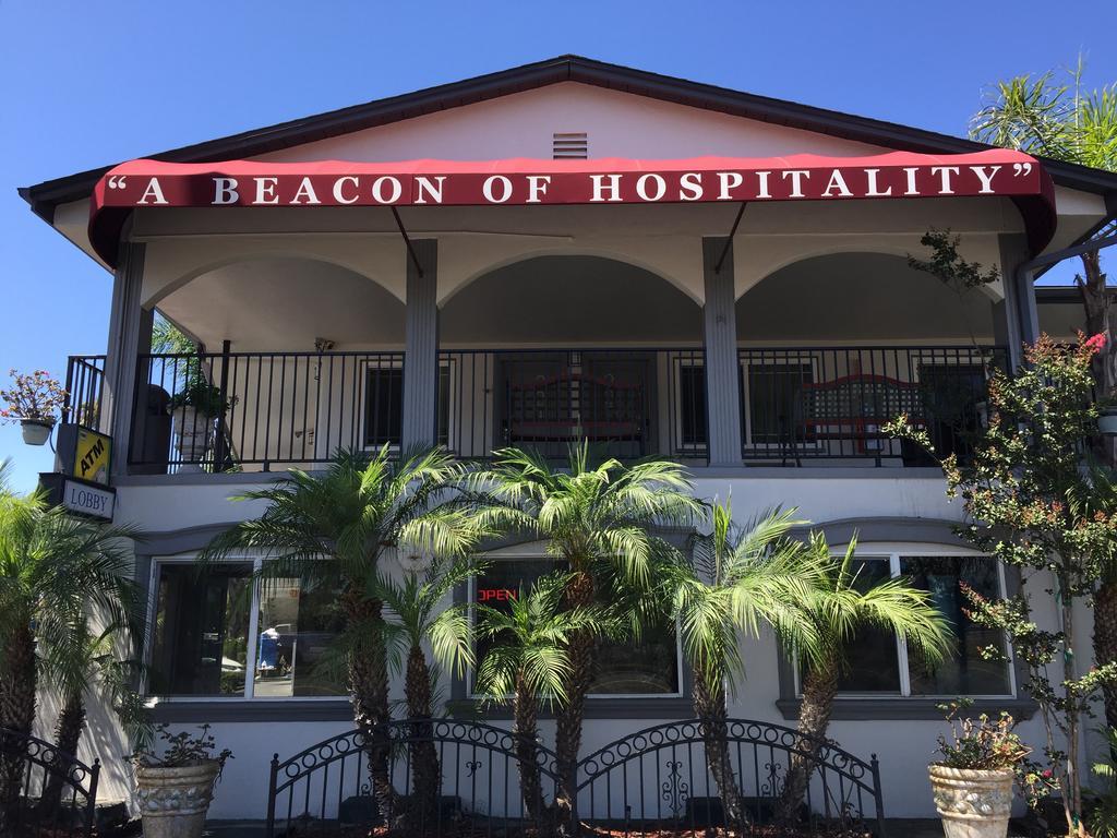 Harbor Inn & Suites Oceanside Esterno foto