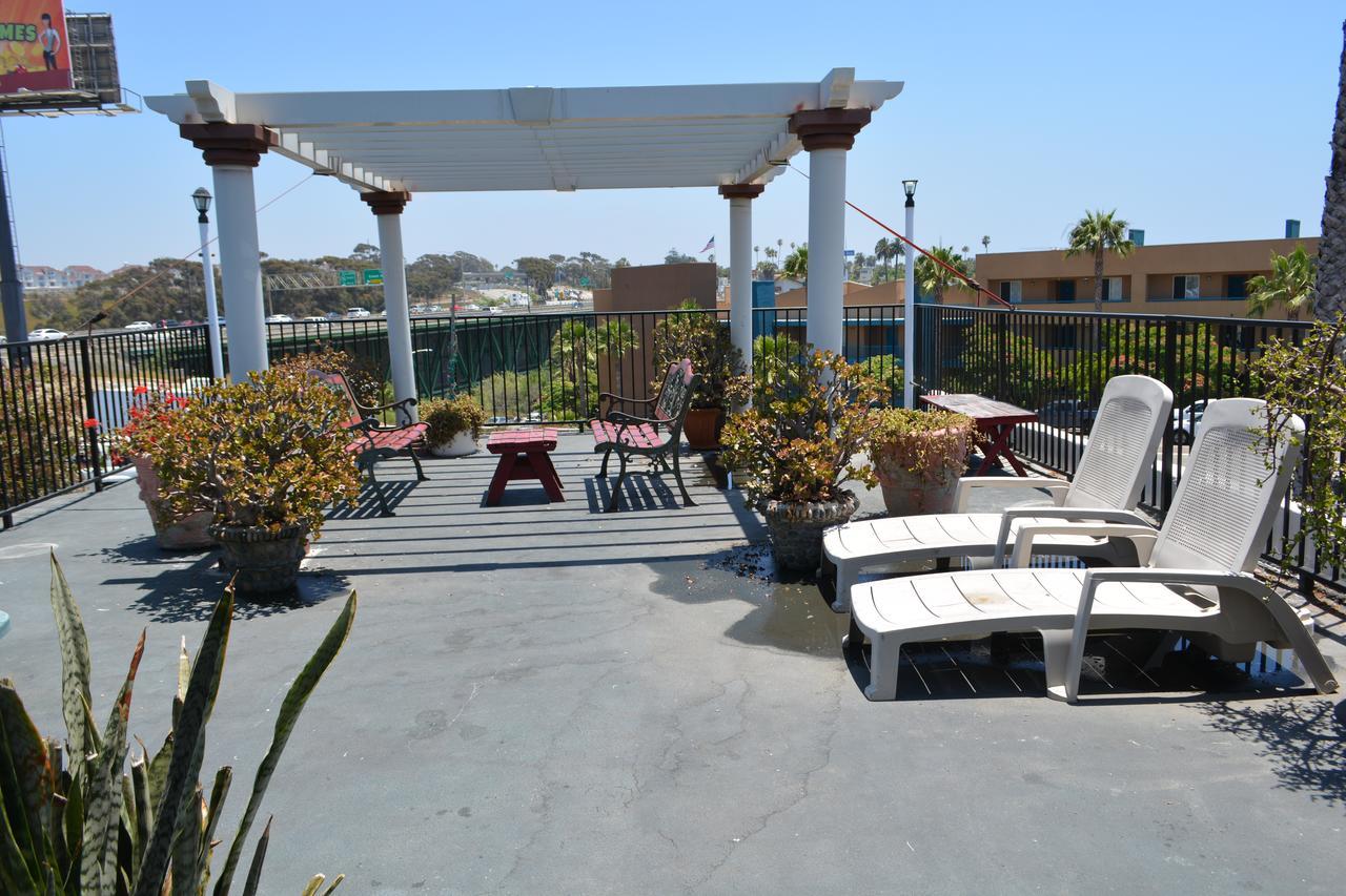 Harbor Inn & Suites Oceanside Esterno foto